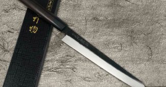 Traditional Excellence: Review of the Takayuki Iwai Aogami No.2 Kurouchi RS Knife